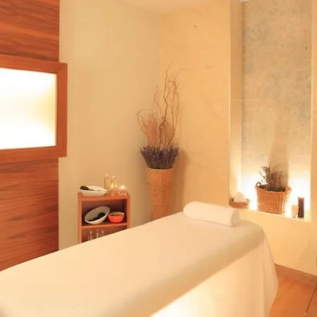 Hotel Delfin Hvar 2*