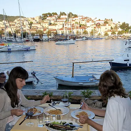 호텔 Delfin Hvar
